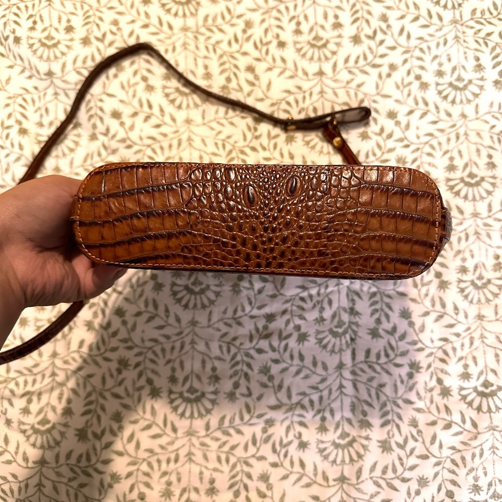 Brahmin Tisbury Collection Woven Straw & Croc Leather Purse/Crossbody - Picture 11 of 16